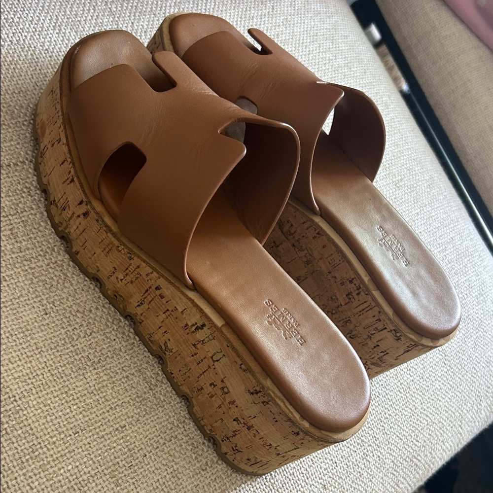 Hermes brown nude Leather Platform Slide Sandals - Women - Picture 2 of 5